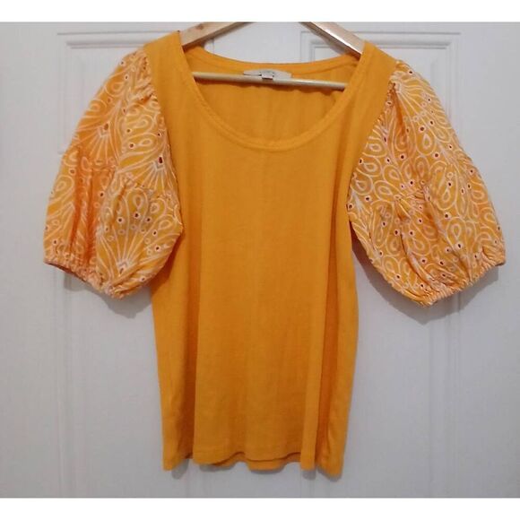 Ann Taylor womens small puffer sleeve yellow eyelet top - Picture 1 of 5
